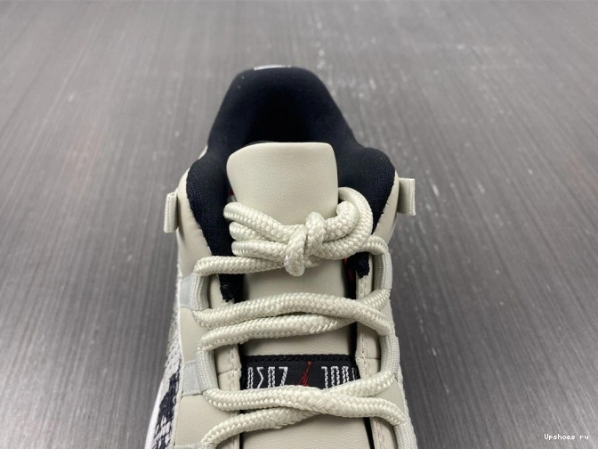 Retro Bone Snake Light Low Jordan CD6847-002 11 0214